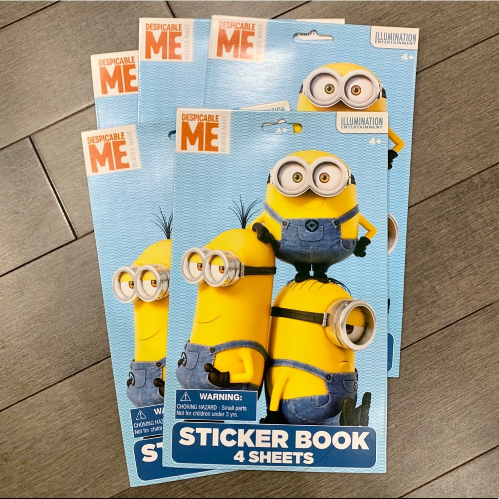Minions sticker book (5 sticker books)